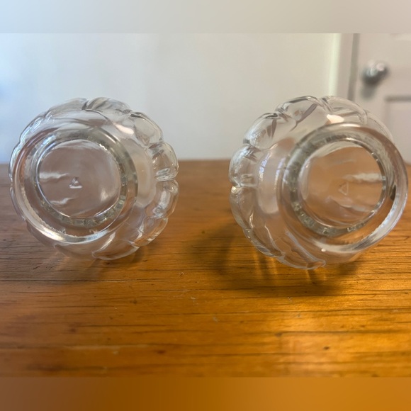 2 tall vintage Glass Vessels / perfume bottles with Talon Tops - Picture 4 of 5